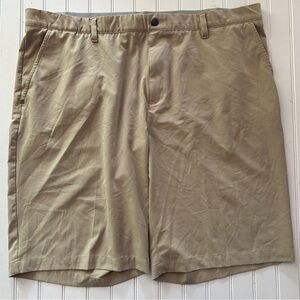 ADIDAS climalite mens size 42 casual / golf shorts